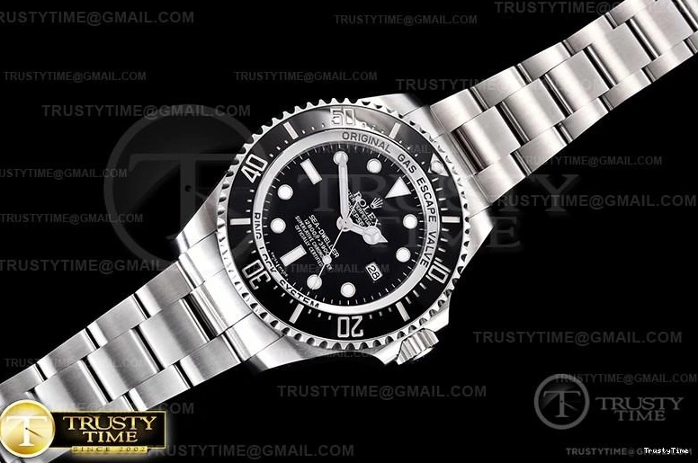 0122 ROLSD093 – Deep Sea Dweller Black Contemporary 1015